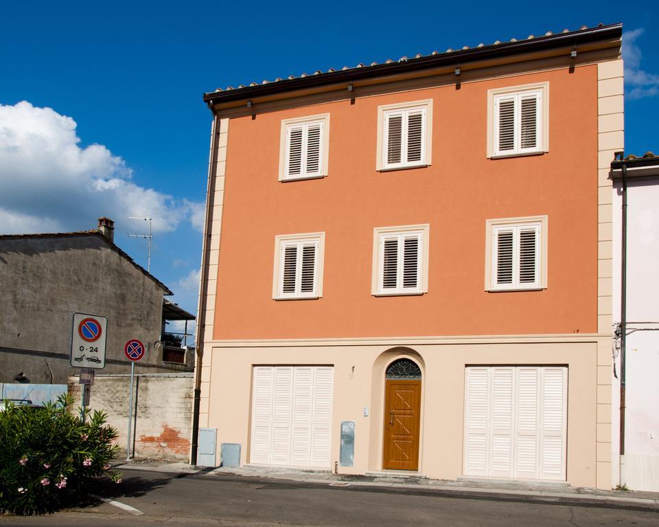 Hotel Tana Dell'Orso Ponsacco Exteriér fotografie